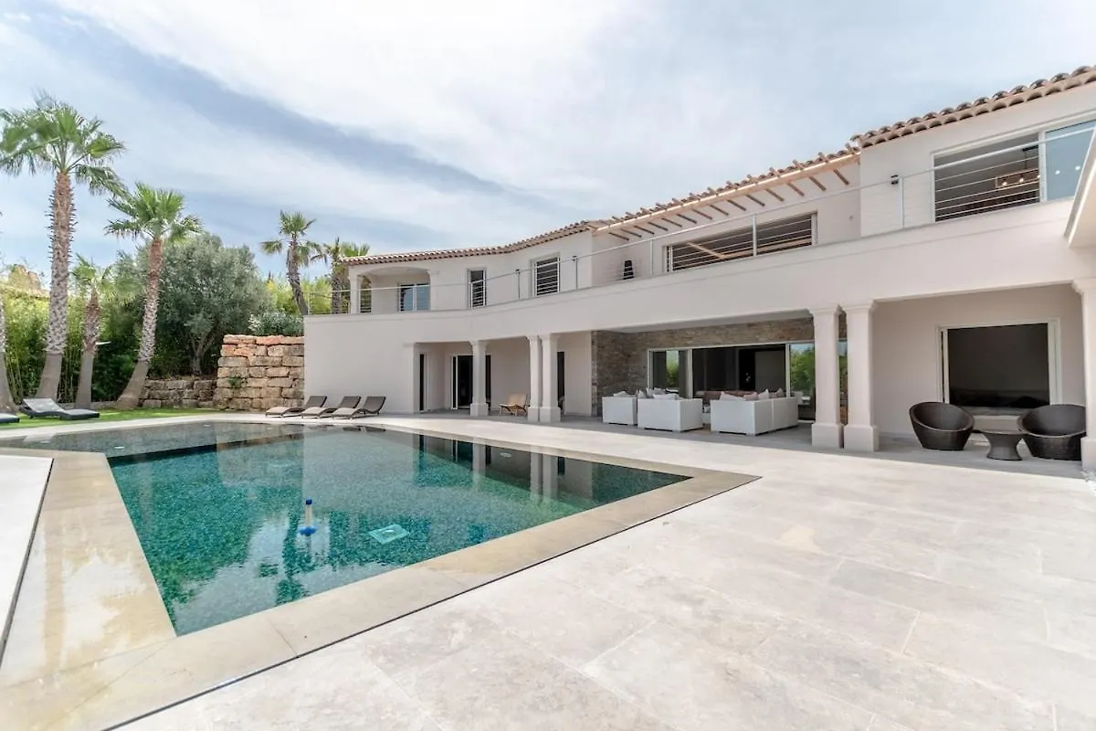 Magnificent Villa, Heated Pool, Air Cond, Sea View Sainte-Maxime Francia