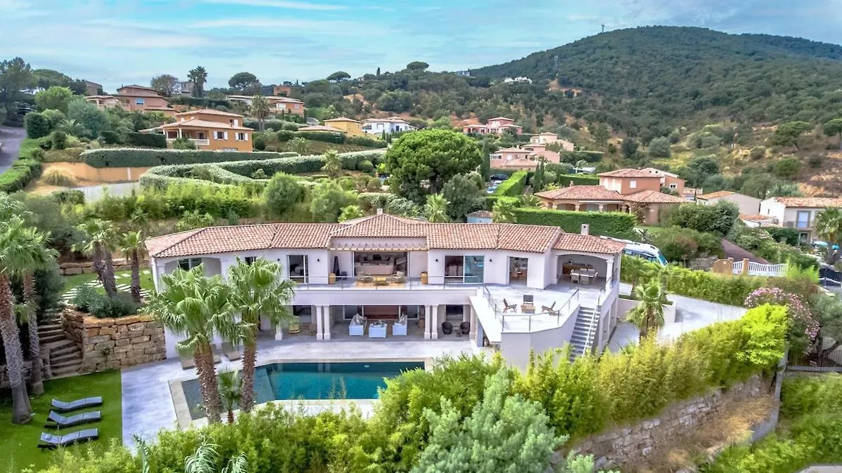 Villa Magnificent Villa, Heated Pool, Air Cond, Sea View Sainte-Maxime