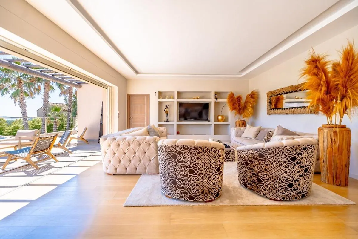 Villa Magnificent Villa, Heated Pool, Air Cond, Sea View Sainte-Maxime