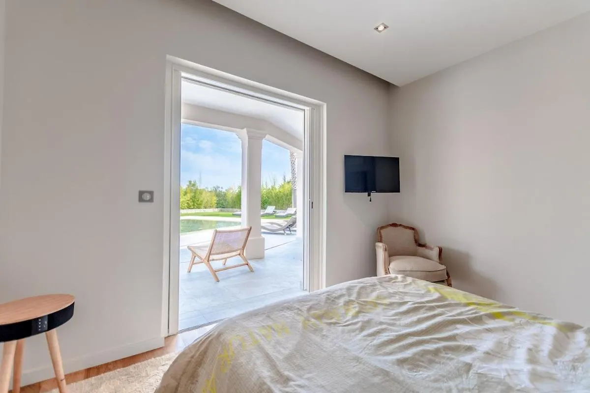 Villa Magnificent Villa, Heated Pool, Air Cond, Sea View Sainte-Maxime