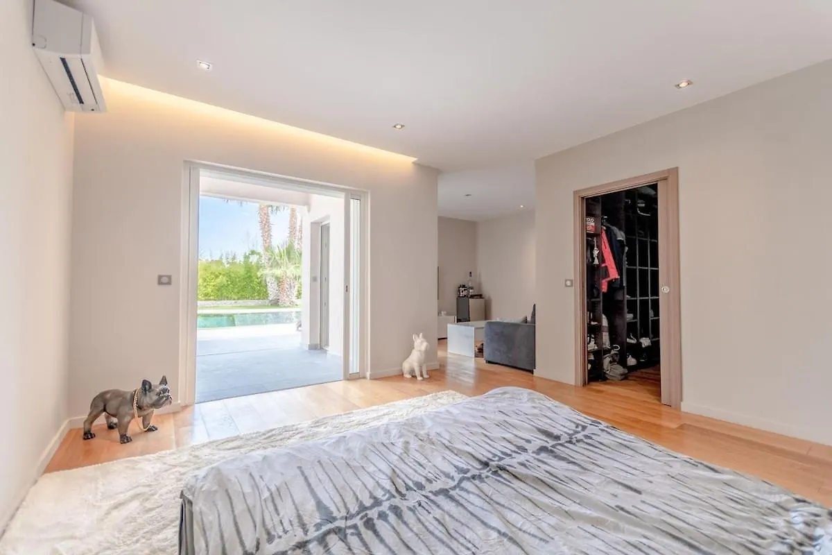 ヴィラ Magnificent Villa, Heated Pool, Air Cond, Sea View サント・マキシム