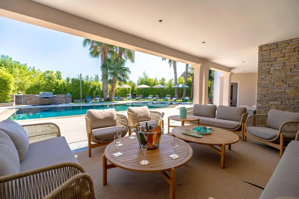 Magnificent Villa, Heated Pool, Air Cond, Sea View サント・マキシム