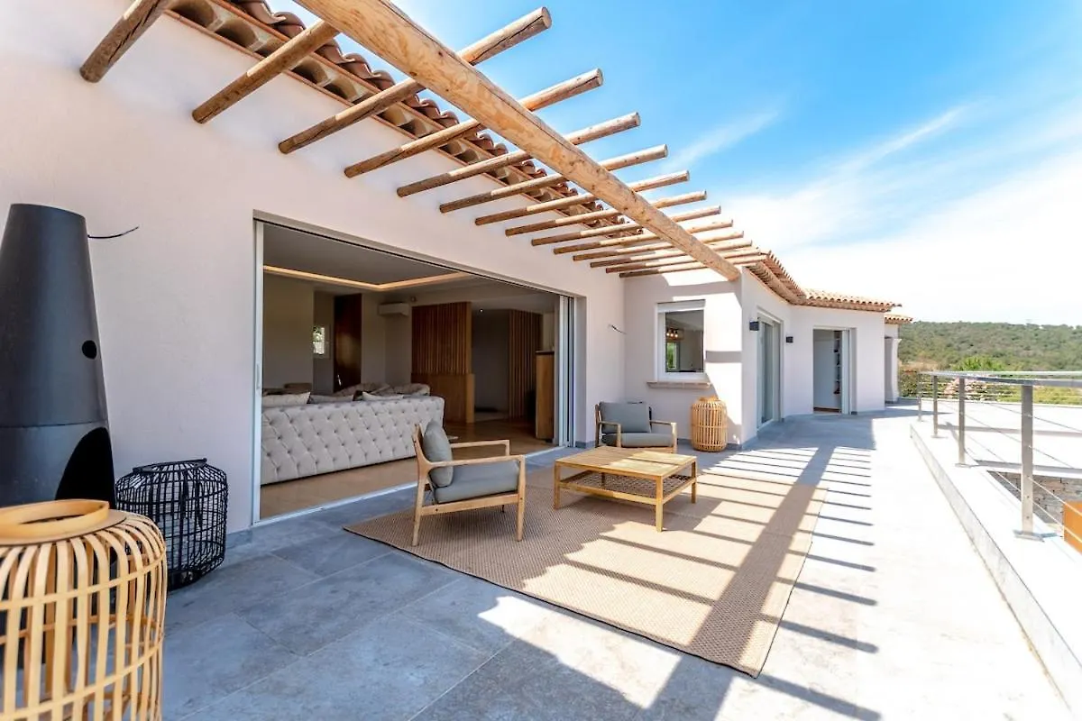 Villa Magnificent Villa, Heated Pool, Air Cond, Sea View Sainte-Maxime