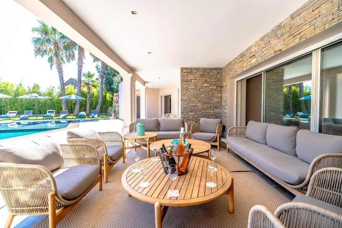Villa Magnificent Villa, Heated Pool, Air Cond, Sea View Sainte-Maxime