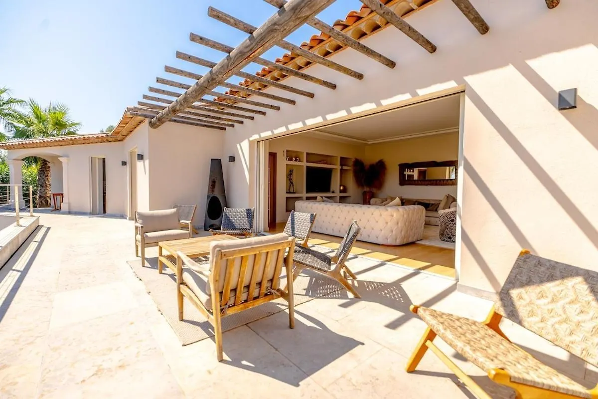 Magnificent Villa, Heated Pool, Air Cond, Sea View Sainte-Maxime 0*,  Francia
