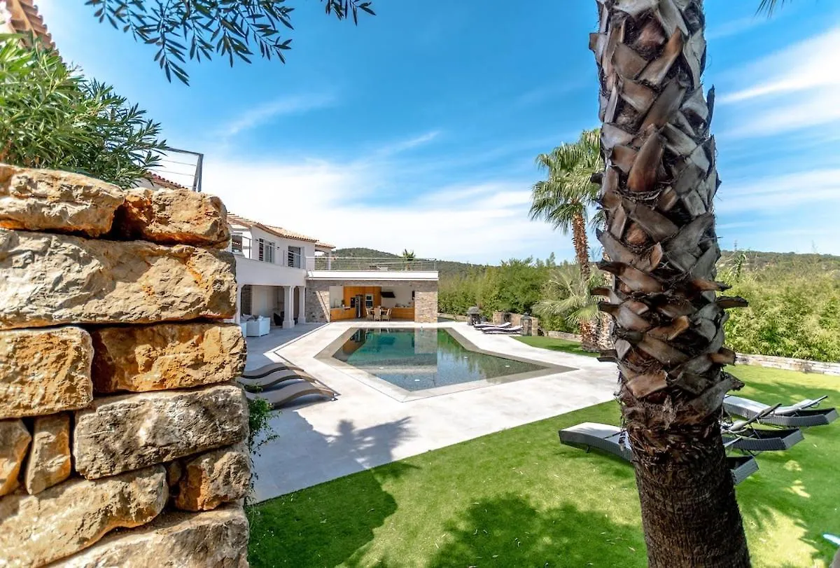Magnificent Villa, Heated Pool, Air Cond, Sea View Sainte-Maxime 0*,  Francia