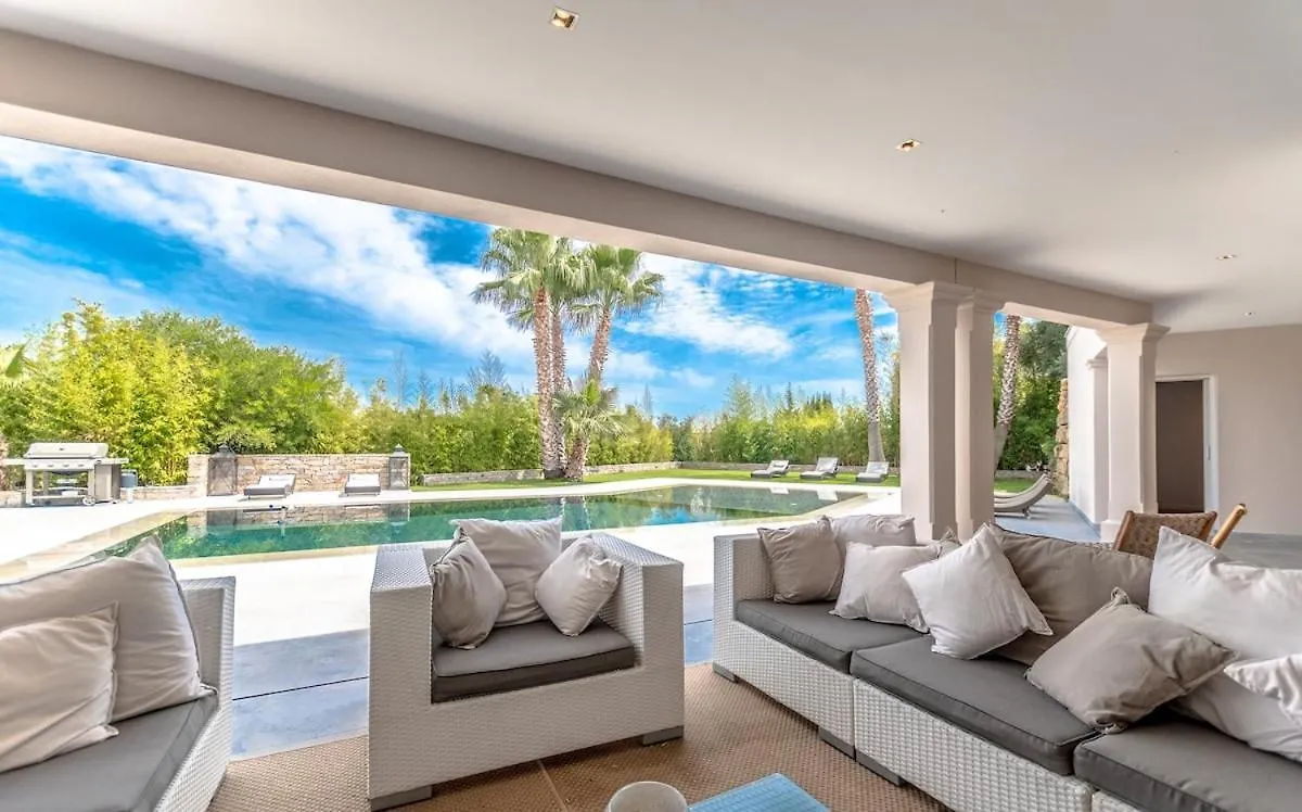 Magnificent Villa, Heated Pool, Air Cond, Sea View サント・マキシム